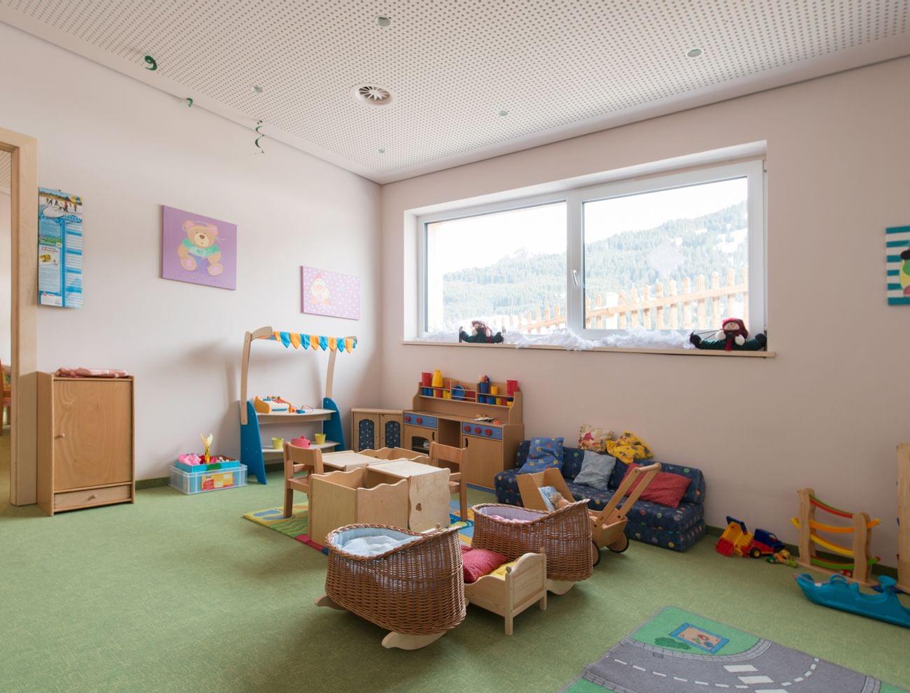 Happy-Club für Kinder im Alphotel Hirschegg